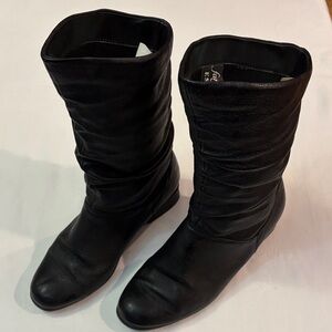 Elegant Black Heeled Slouch  Boots for Women